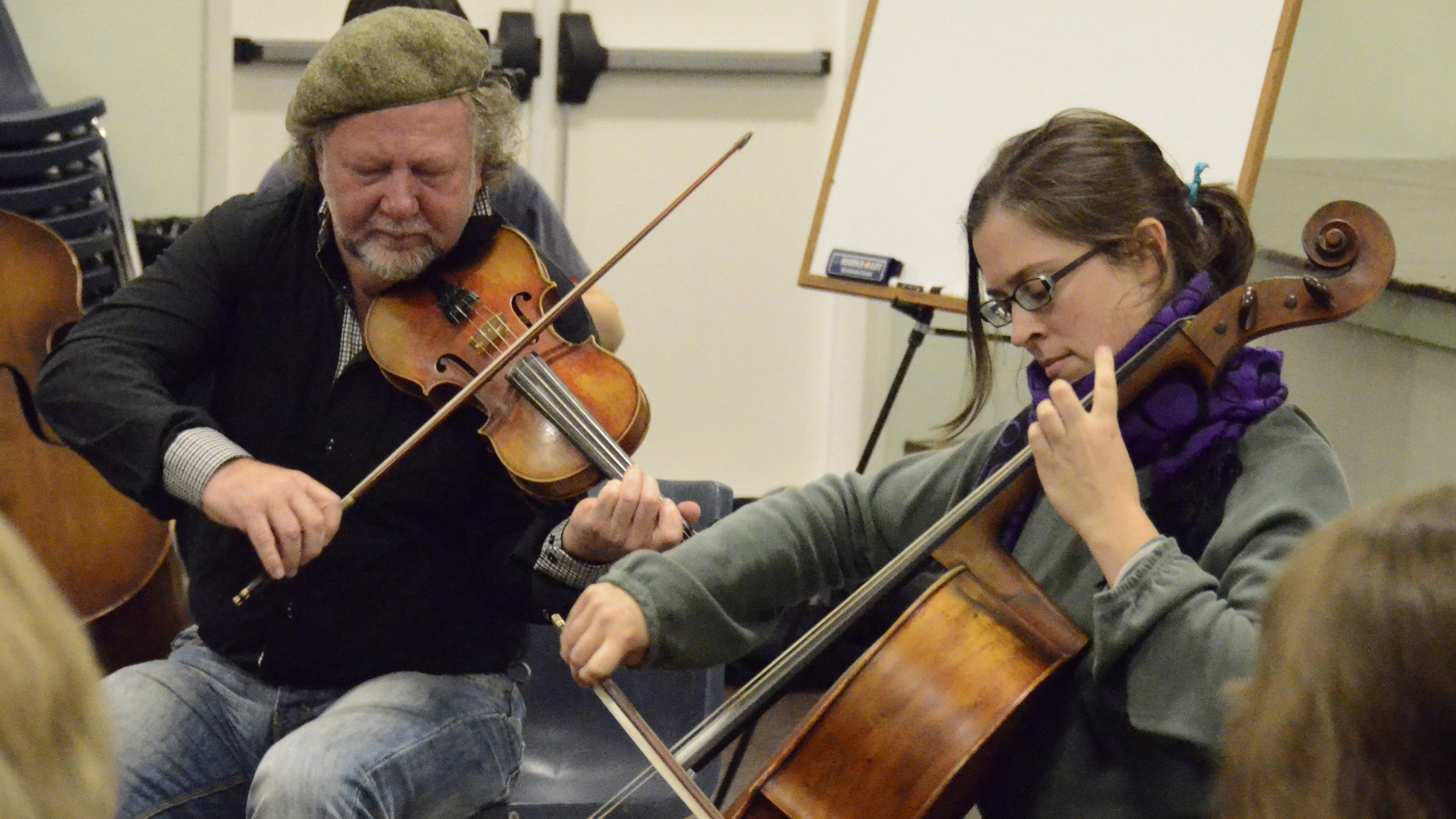Instructors Alasdair Fraser and Natalie Haas demonstrating possibilities for a tune